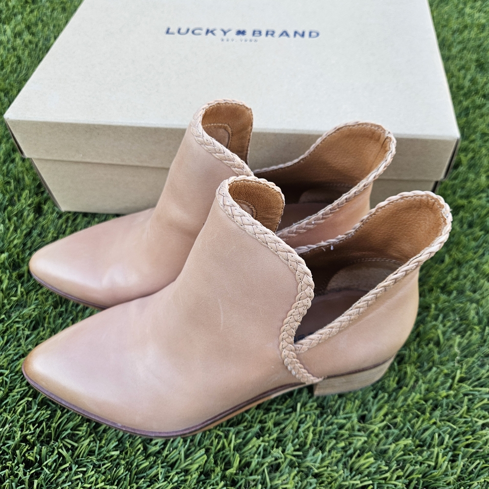 Lucky Brand Women's Braided Trim Tan Booties